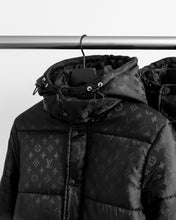 Load image into Gallery viewer, Black Louie Yacht Puffer Jacket (Fits Small, order one size up)
